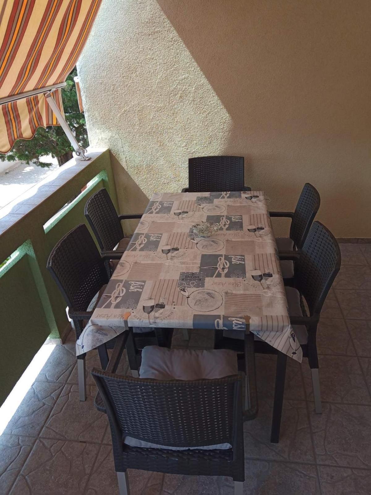 Apartmani Ana Вир Екстериор снимка