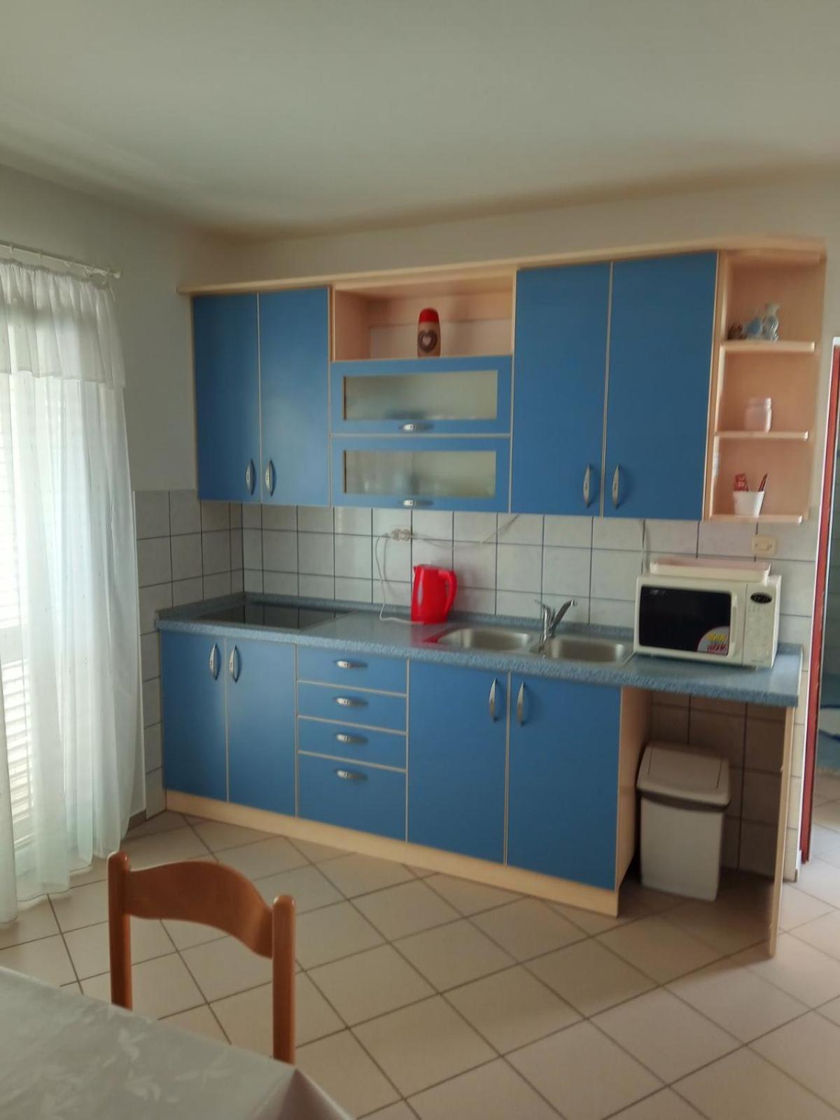 Apartmani Ana Вир Екстериор снимка